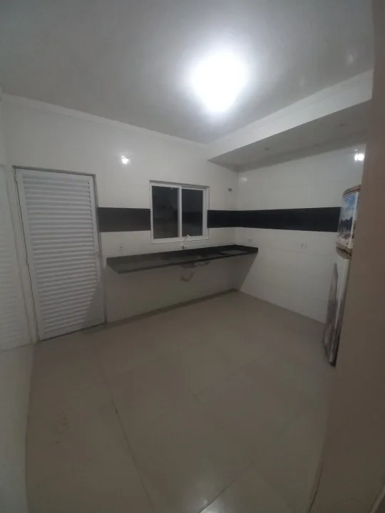 sobrado em condomínio jd real praia - foto 10