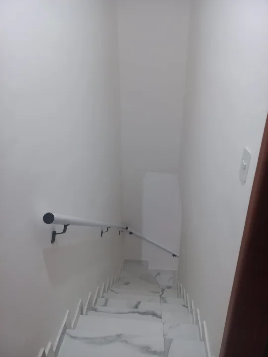 sobrado em condomínio jd real praia - foto 8