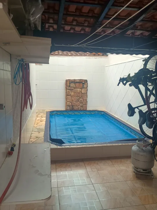 Casa à venda em bairro jd real, Praia Grande